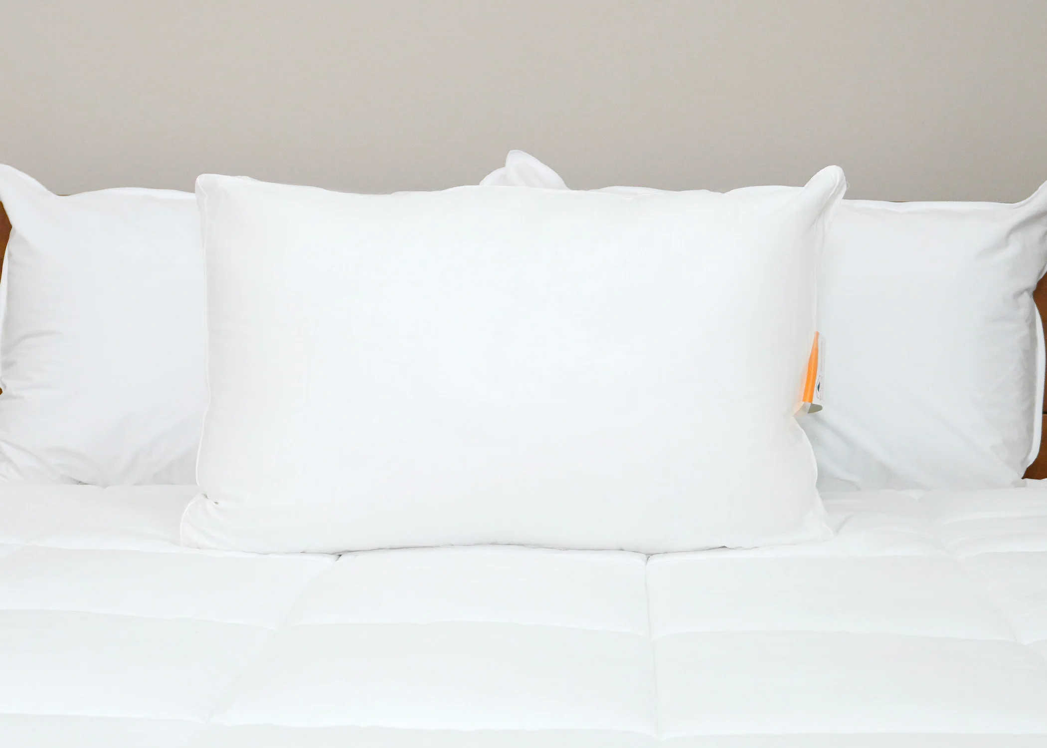 Best Western® Dreammaker Gusseted Pillow | Medium-Firm Support - Image 4