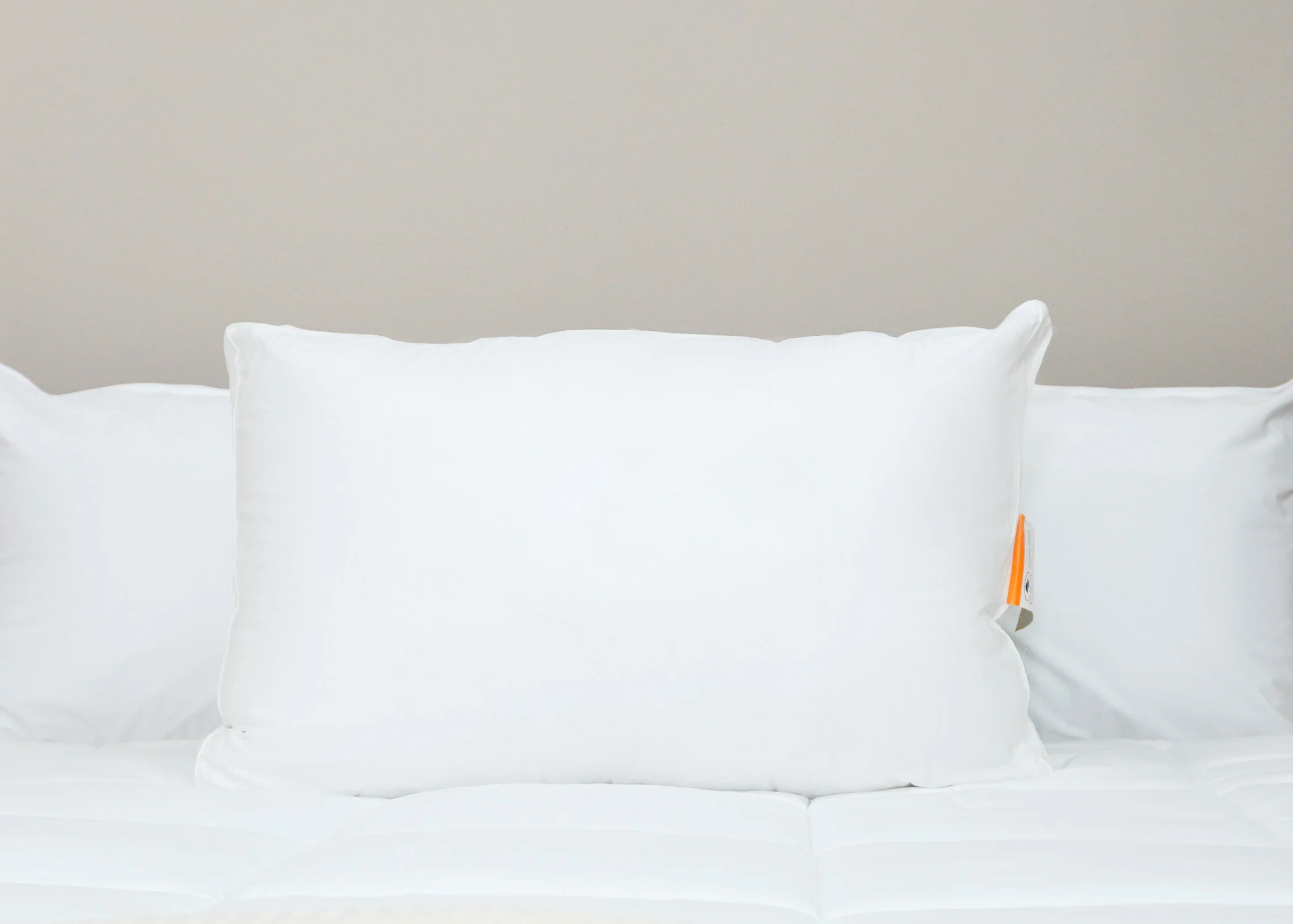 Best Western® Dreammaker Gusseted Pillow | Medium-Firm Support - Image 5