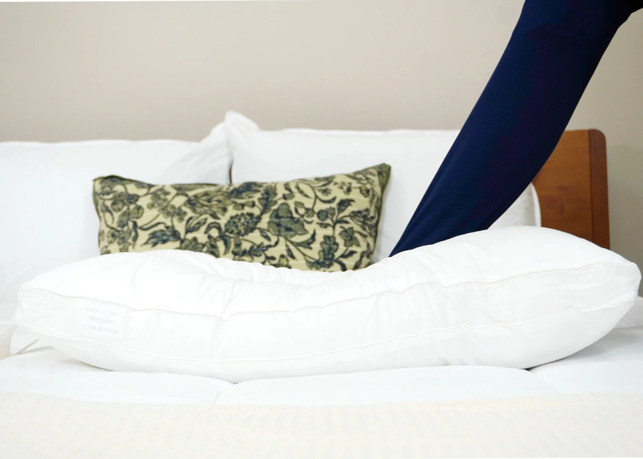 Best Western® Dreammaker Gusseted Pillow | Medium-Firm Support - Image 8