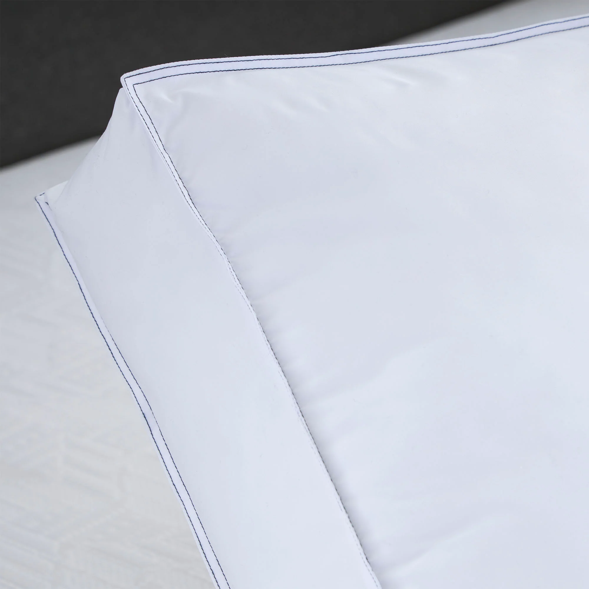 Comfort Tech Down Alternative Plush Side Sleeper Pillow - Image 3