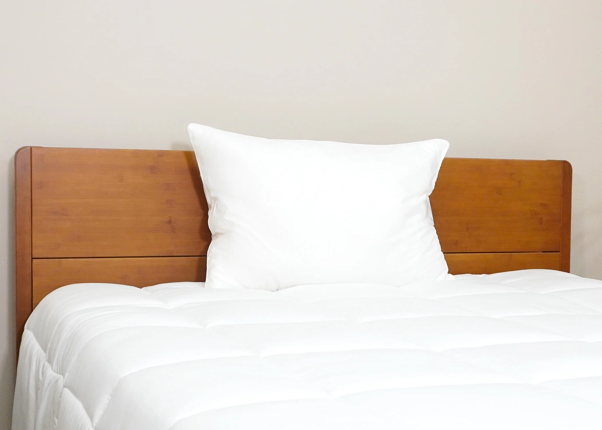 Creative Bedding Fossfill Pillow | Antibacterial - Image 4
