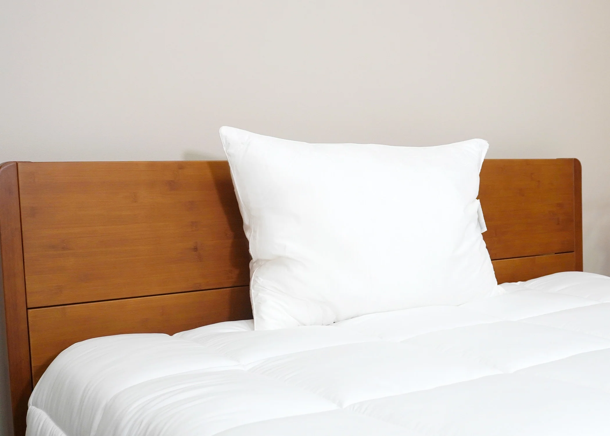 Creative Bedding Fossfill Pillow | Antibacterial - Image 9