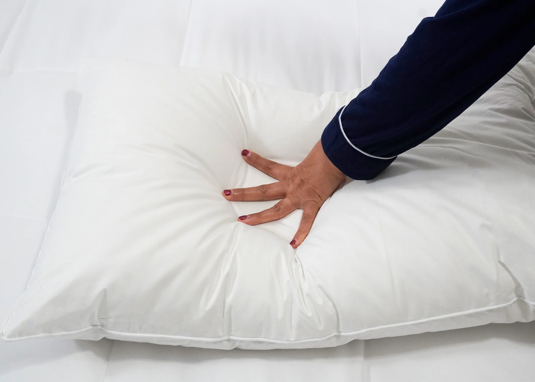 Downlite Primaloft Down Alternative Pillow - Image 5