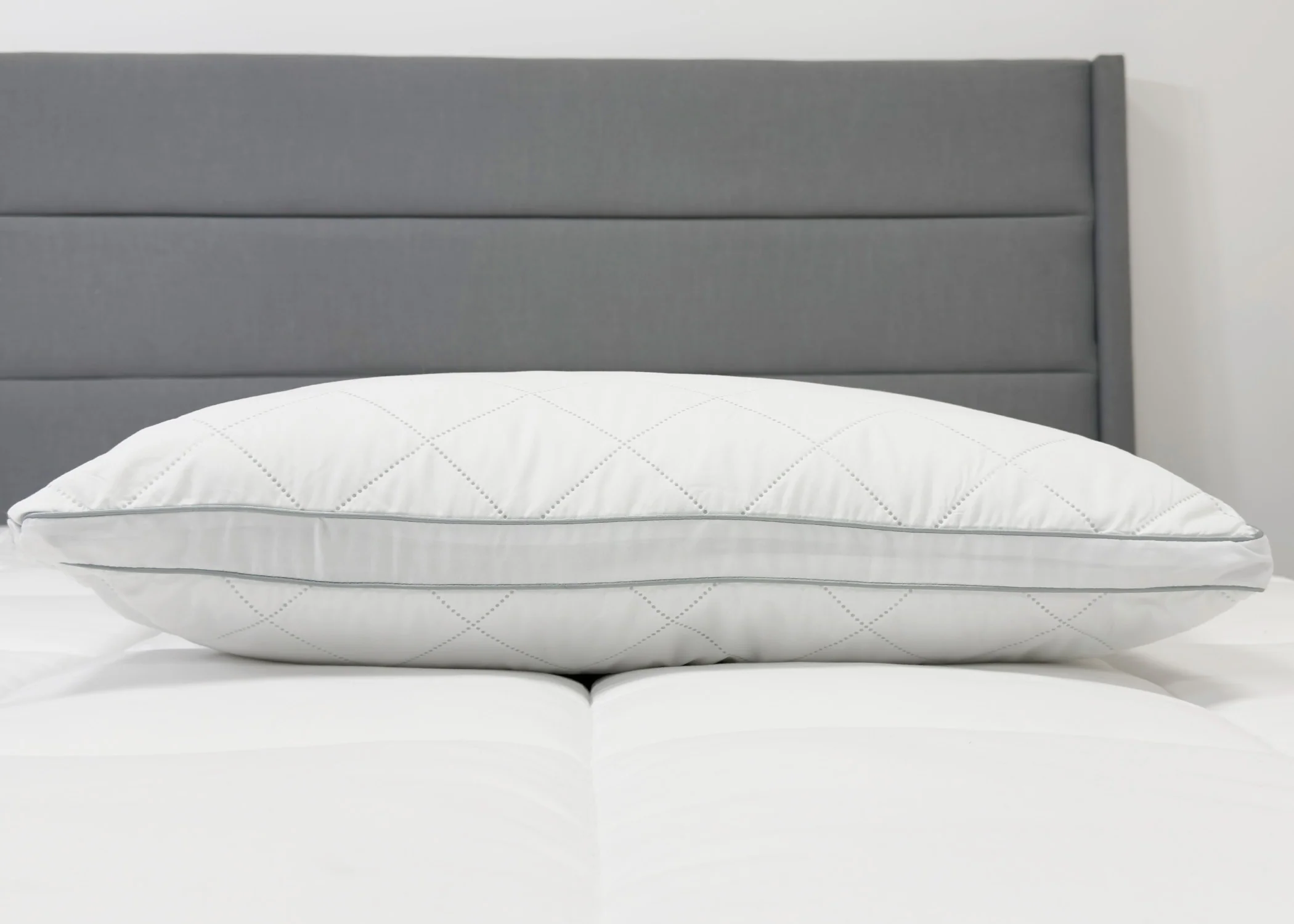 Envirosleep Diamond Support Gel Fiber Fill Pillow | Medium Support - Image 4