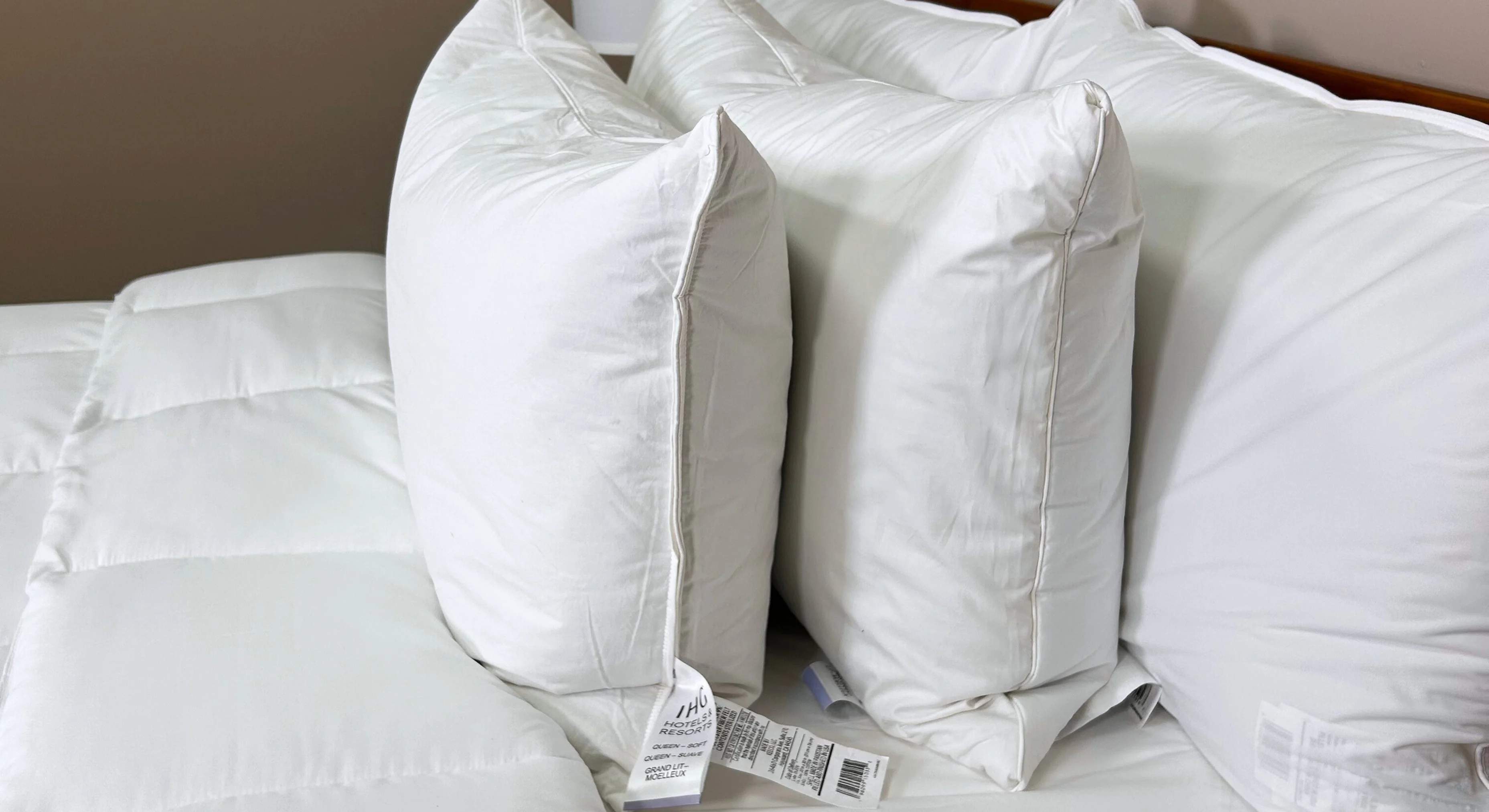 Holiday Inn® Featherbest Pillow - Image 8