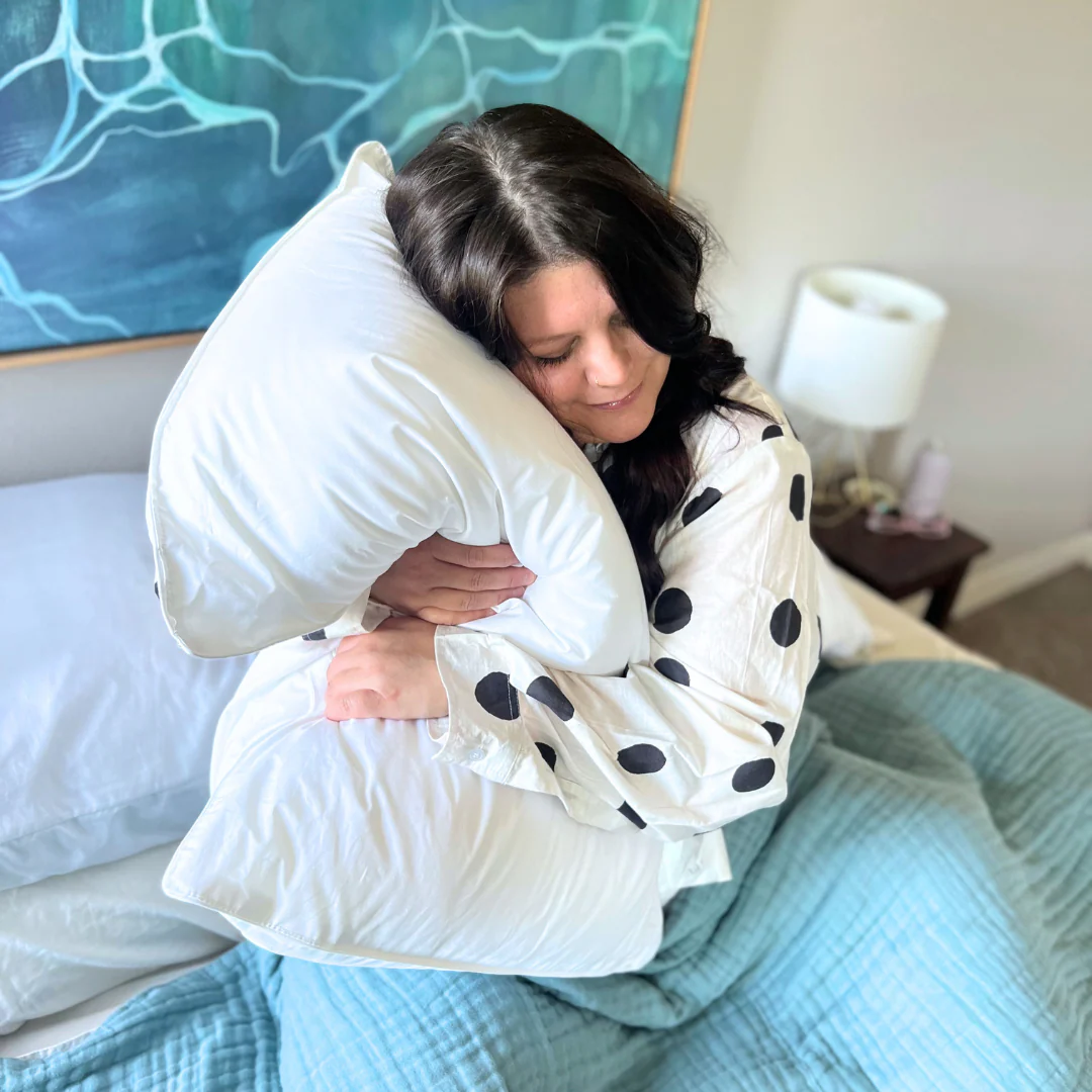 Holiday Inn® Polyester Pillow | Firm Support - Image 6