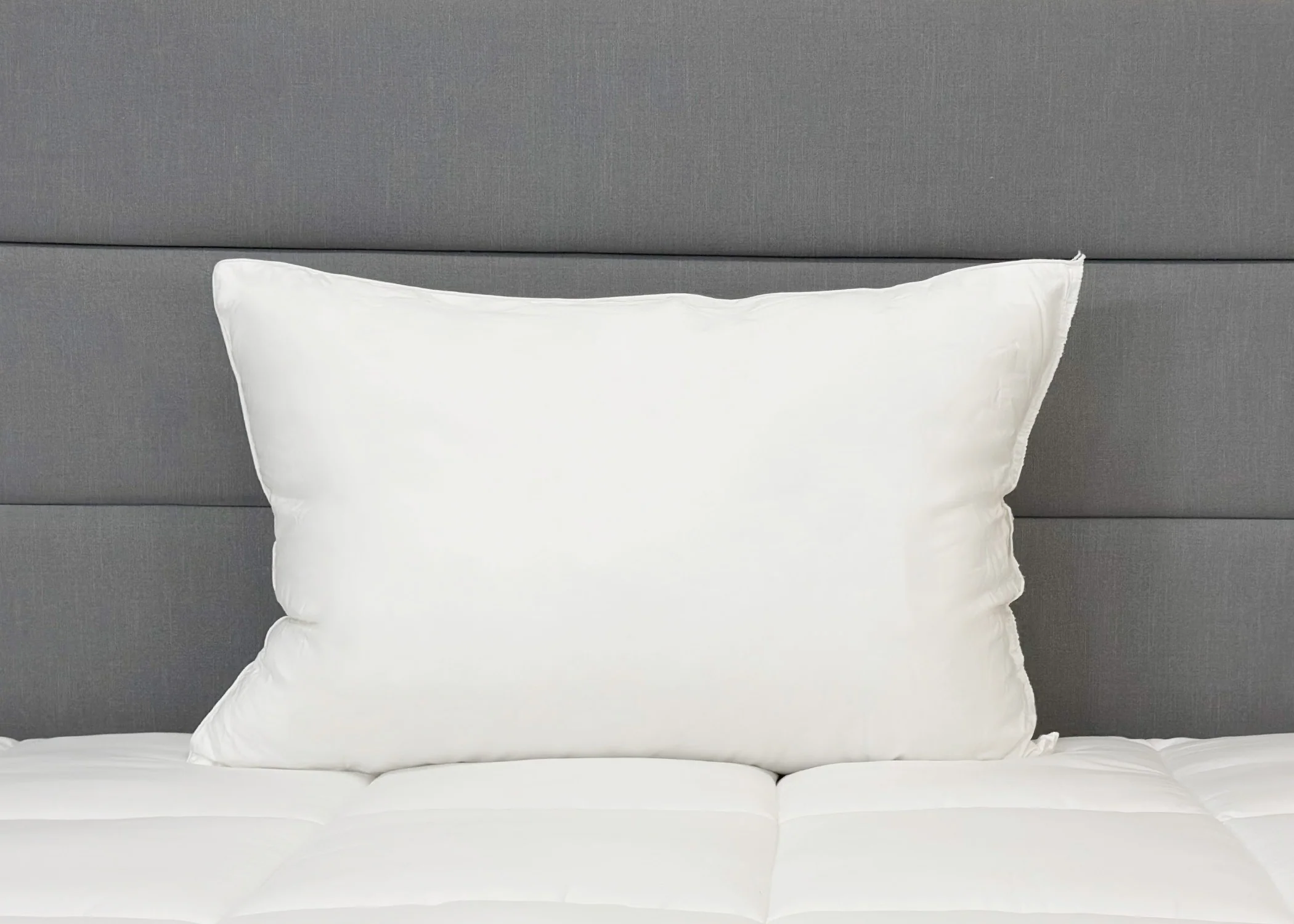 JS Fiber "Ultra Down" Polyester Pillow | Firm - Image 3