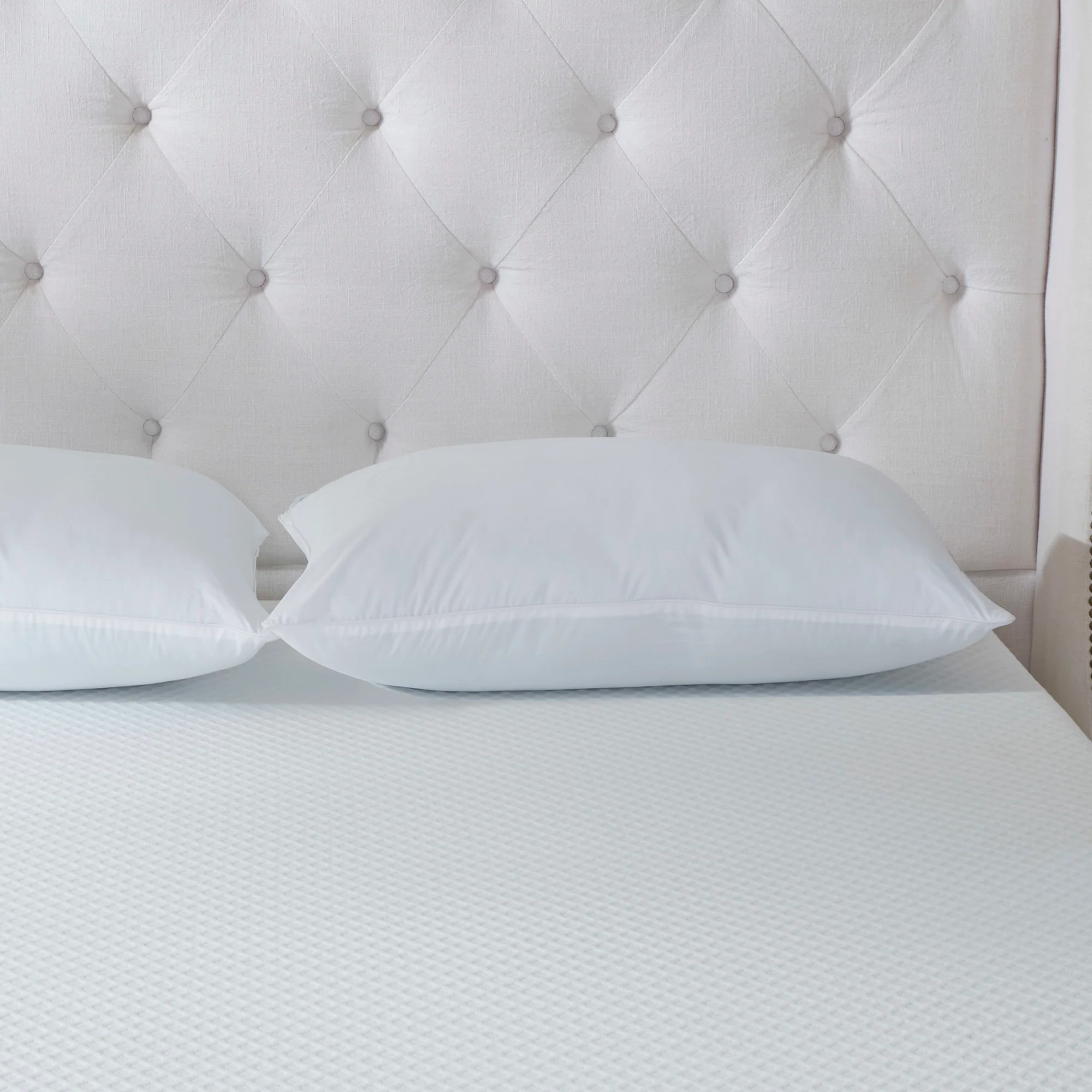 La-Z-Boy Fiber Density Pillow - Image 7