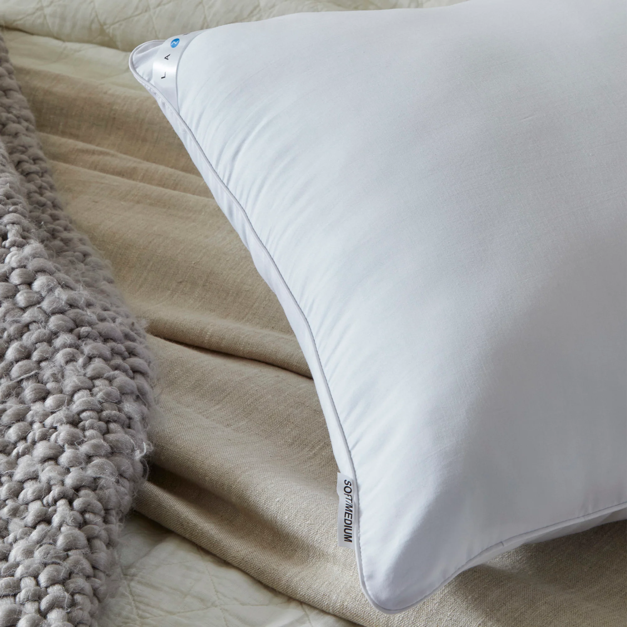 La-Z-Boy Fiber Density Pillow - Image 8