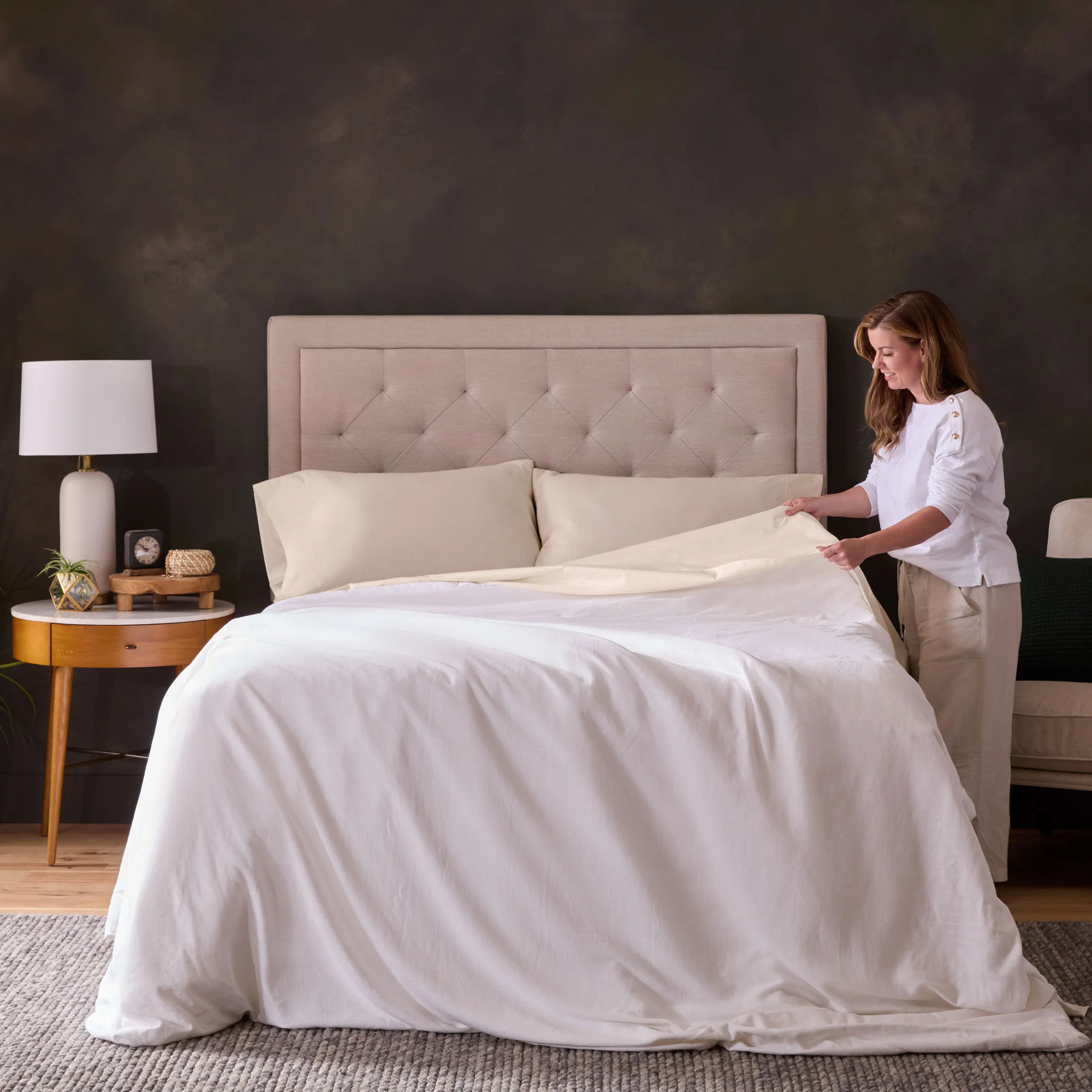 Malouf Classic Cotton Sheet Set - Image 5