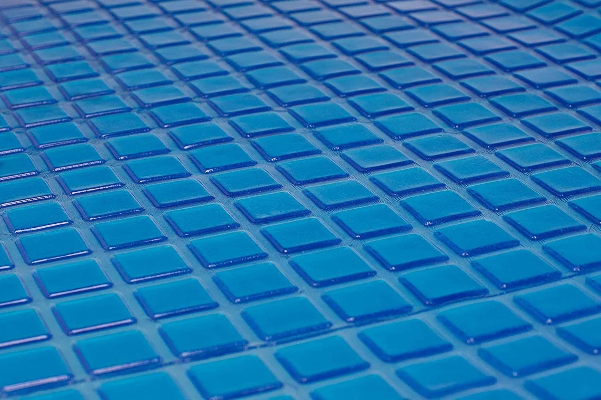 Opulence Glacier Blanket | Cooling & Weighted - Image 7