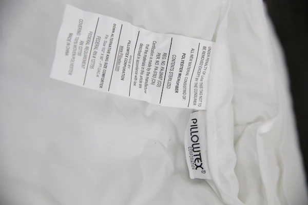 Pillowtex Classic Weight Down Alternative Comforter/ Duvet - Image 4