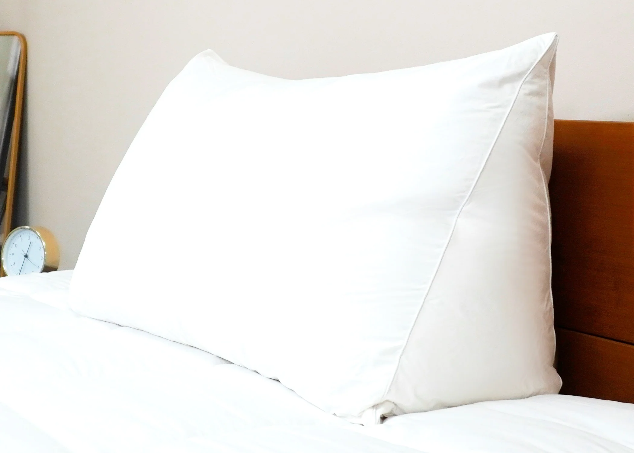 Pillowtex Reading Wedge Bed Pillow - Image 6