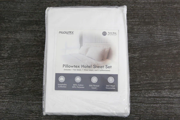 Pillowtex Hotel Sheet Set | Wrinkle Resistant Cotton Blend - Image 3