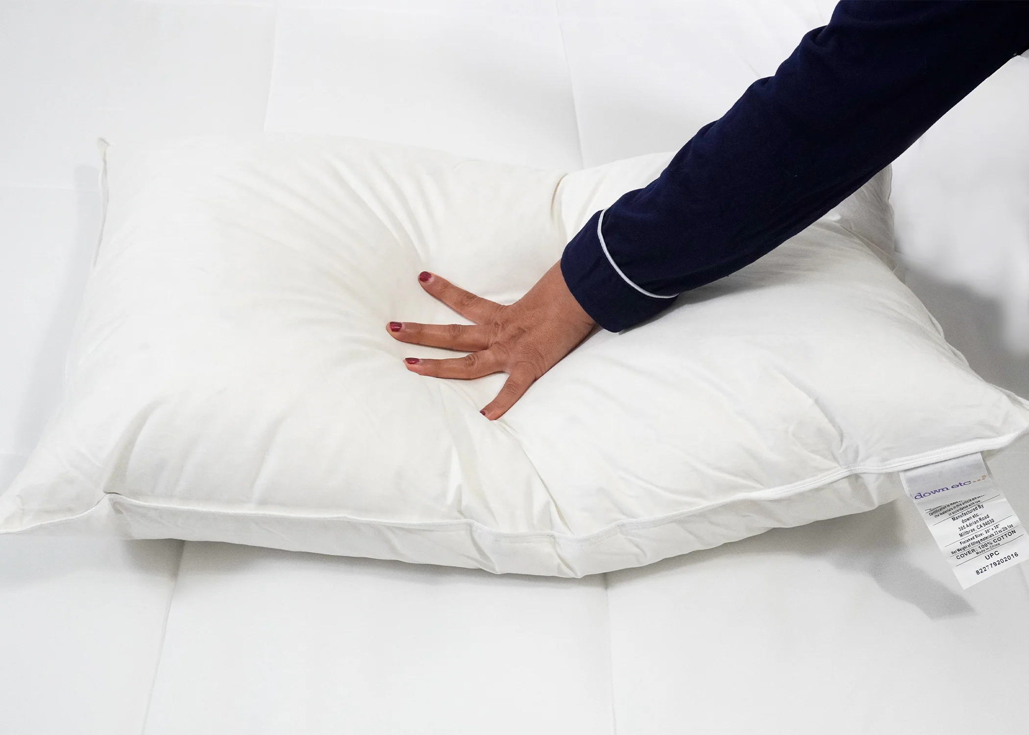 Down Etc. 25% White Goose Down / 75% White Goose Feather Pillow - Image 5